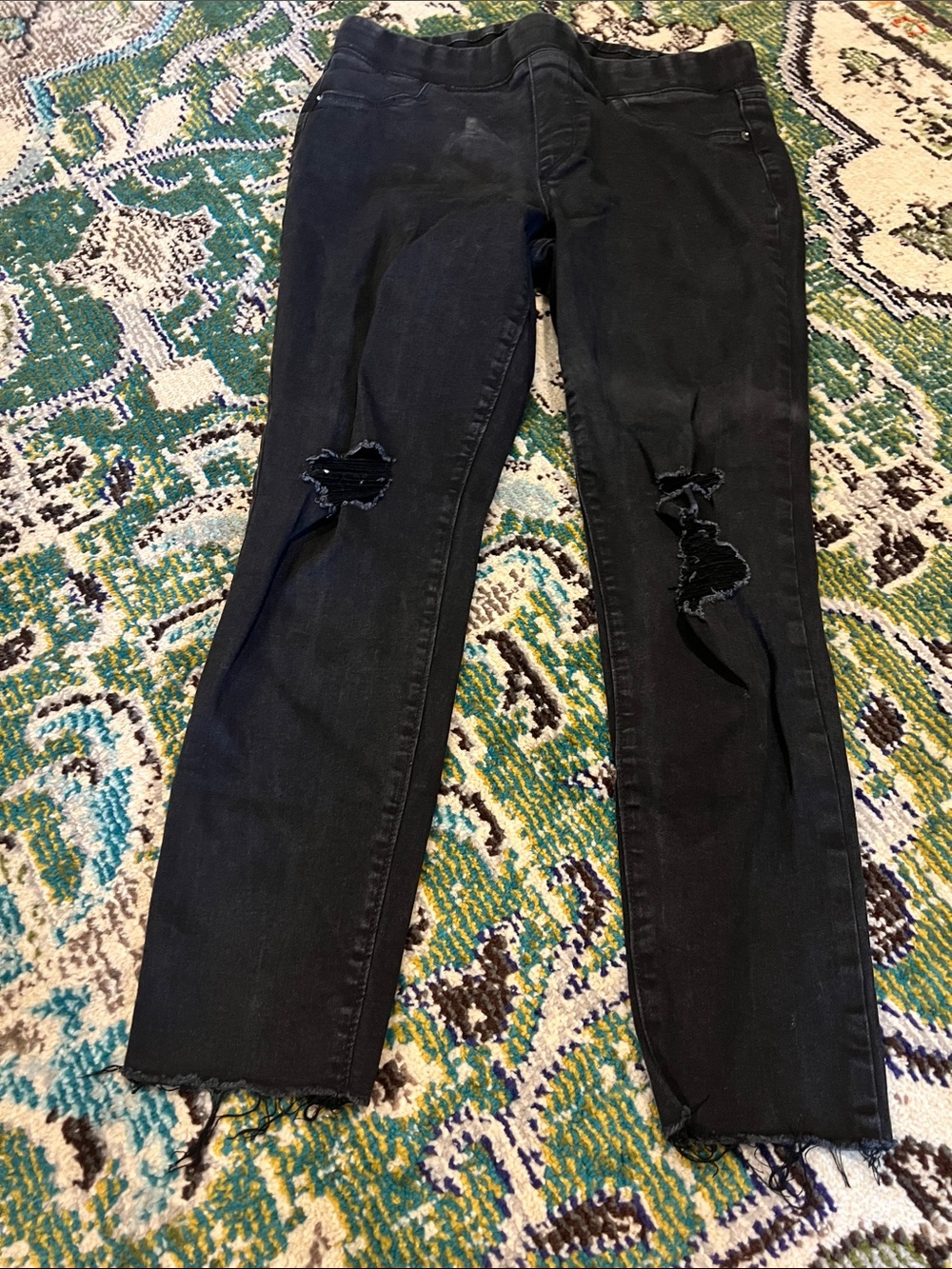 Old Navy Black Skinny Jeans with Distressed Knees